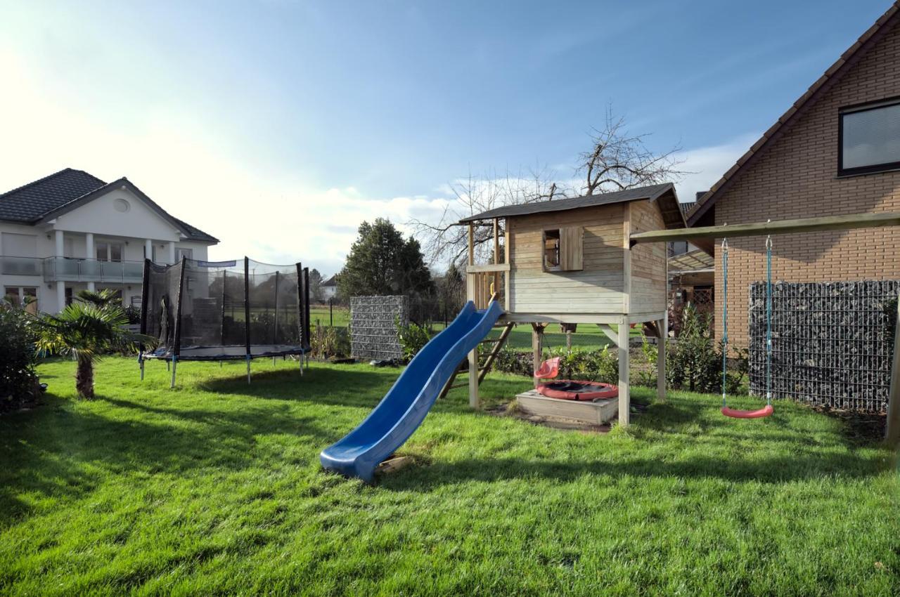 Modern Wohnen I Smart Tv I Terrasse I 2X Parkplatz I 2 Schlafzimmer I 6 Schlafplaetze Bad Oeynhausen Dış mekan fotoğraf
